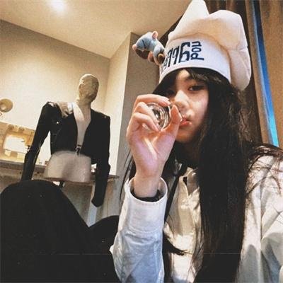 追逐珊瑚